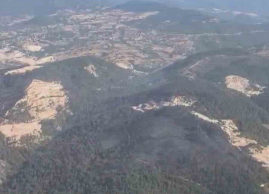 Balıkesir’in Sındırgı ilçesindeki orman dışı alanda başlayan yangın, ekiplerin hızlı