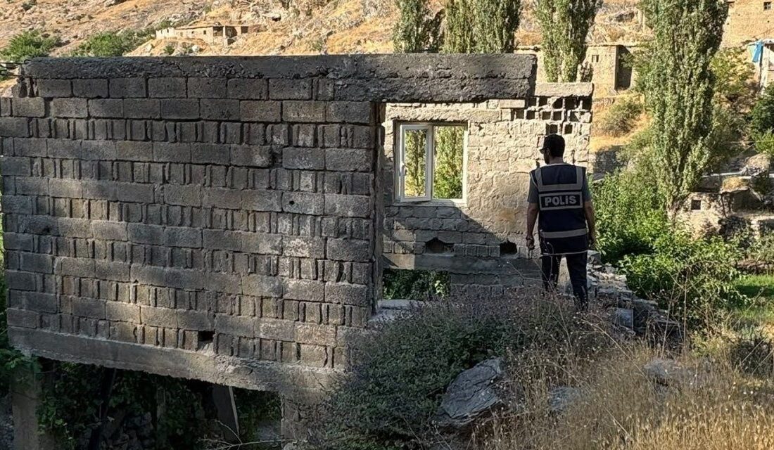 Şırnak’ta uyuşturucuyla mücadele kapsamında gerçekleştirilen denetimler sürüyor. İl Emniyet Müdürlüğü