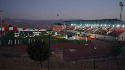 TEKNOFEST Drone Şampiyonası, bireysel pilotlar tarafından yönlendirilen yarış dronlarına FPV