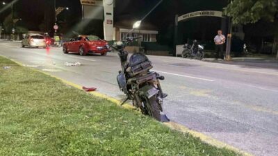 Sivas’ta meydana gelen trafik kazasında motosiklet ile elektrikli bisikletin çarpışması