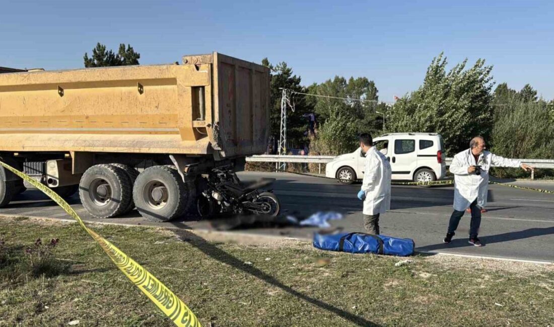 Sivas’ta bir kaza meydana geldi ve bu kazada bir motosiklet