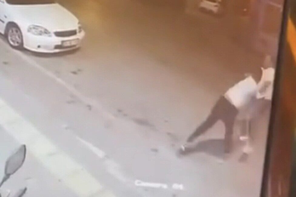 Bursa’nın Osmangazi ilçesine bağlı Emek Mahallesi’nde meydana gelen olayda, bir
