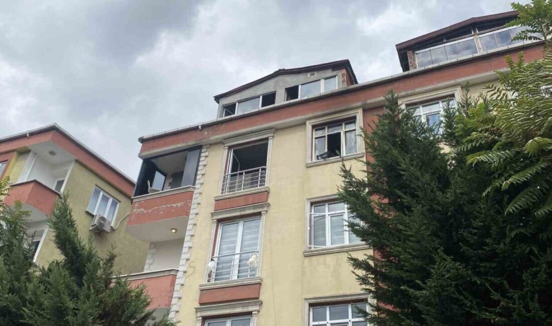 İstanbul’un Sultangazi ilçesinde bir dairede çıkan yangın, çocuk yatak odasından