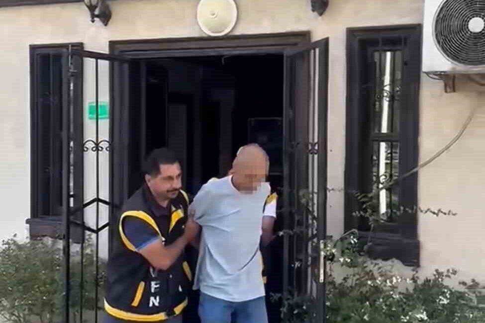 Bursa’da, 28 yaşındaki A.T. isimli firari, 20 yıl 8 ay