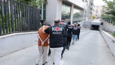 Mersin’de suç örgütü adına işlenmek üzere kente geldikleri iddia edilen
