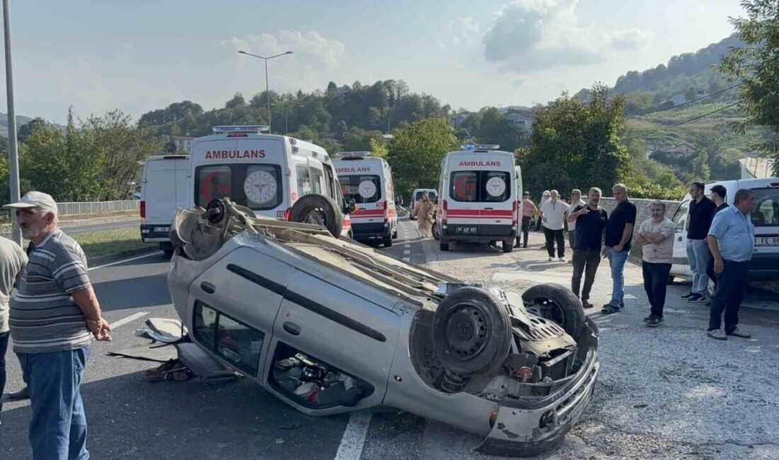 Düzce-Zonguldak karayolunda bir tırın bir otomobile çarpması sonucu meydana gelen