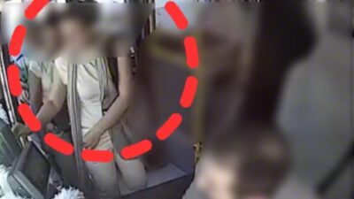 Antalya’da polis ekipleri tarafından tramvayda yankesicilik yaparak bir kişinin cüzdanını