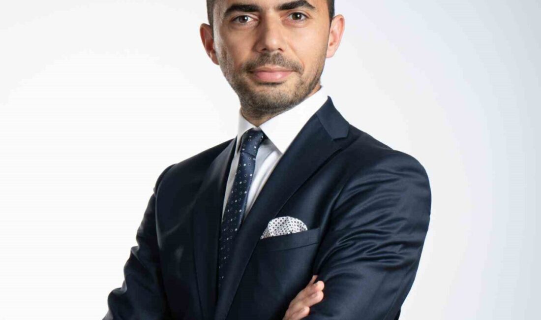 Samsung Electronics Türkiye Mobil İş Birimi Başkan Yardımcısı Murat Azdemir,