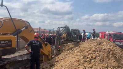 Tuzla ilçesinde Tepeören Mahallesi Gülsultan Sokak’ta gerçekleşen olayda, toprak altında