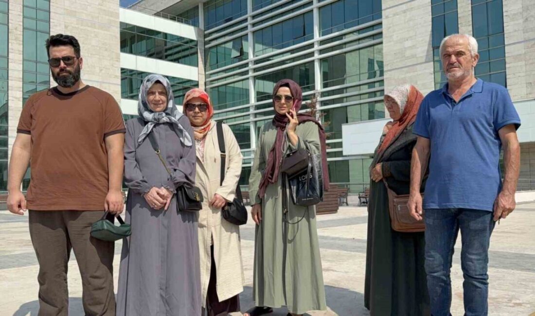 Samsun’da iddiaya göre umre vaadiyle dolandırıldıklarını savunan 8 kişi, suç