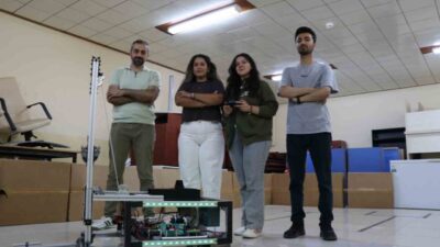 Sivas Cumhuriyet Üniversitesi öğrencileri, fabrikalarda insan gücüne ihtiyaç duymadan yük
