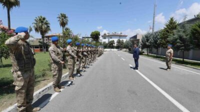 Hatay Valisi Mustafa Masatlı, beraberinde ilçe kaymakamı Mehmet Keklik ile