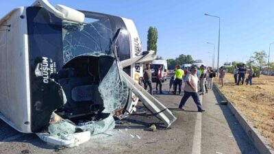 Afyonkarahisar’daki bir trafik kazasında işletmeye ait bir yolcu otobüsünün kontrolden