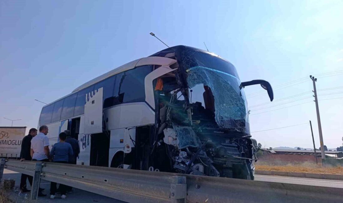 Afyonkarahisar’da meydana gelen bir trafik kazasında, bir kişinin hayatını kaybettiği