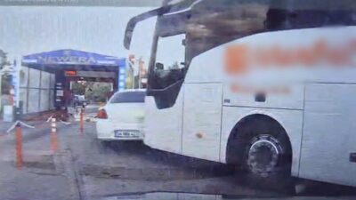 Tekirdağ’da Çorlu ilçesinde, bir yolcu otobüsünün park halindeki araca çarptığı