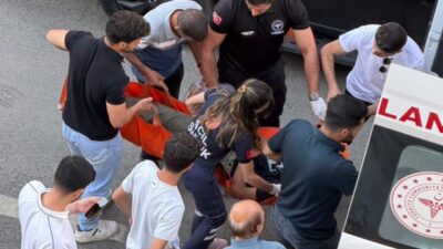 Hakkari’nin Yüksekova ilçesinde bir vatandaş, Cengiz Topel Caddesi’nde yürürken aniden