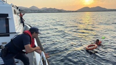 Muğla’nın Bodrum ilçesi açıklarında Sahil Güvenlik ekipleri tarafından yakalanan bir