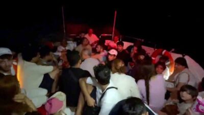 Muğla’nın Datça ilçesinin açıklarında bulunan 2 can salında, Yunanistan sahil