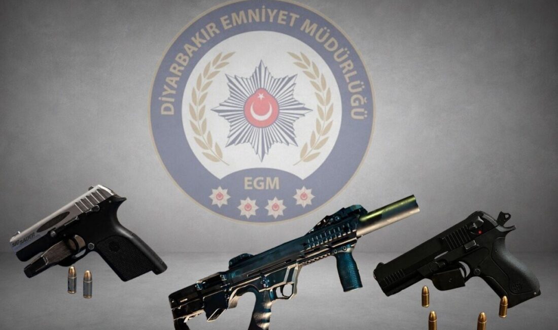 Diyarbakır’da polis ekiplerinin gerçekleştirdiği saha çalışmasında ruhsatsız silah ve fişek