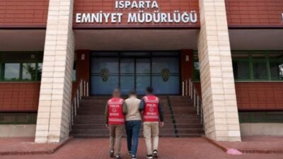 Isparta’nın merkezinde, “kasten yaralama” suçundan aranmakta olan ve hakkında 17