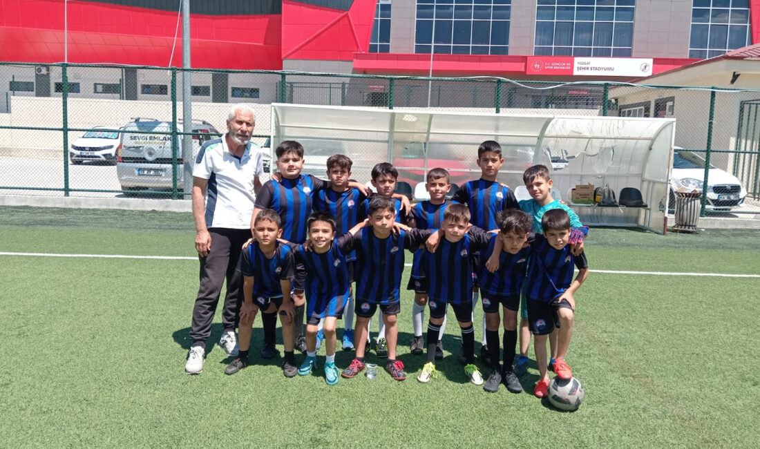 Yozgat amatör ligi ekiplerinden Yerköy Volkanspor U11 ve U14 takımları,