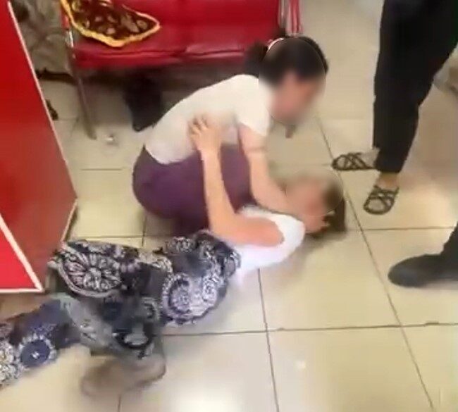 Adana’da meydana gelen olayda, iddiaya göre evlerine giren ve 1,5