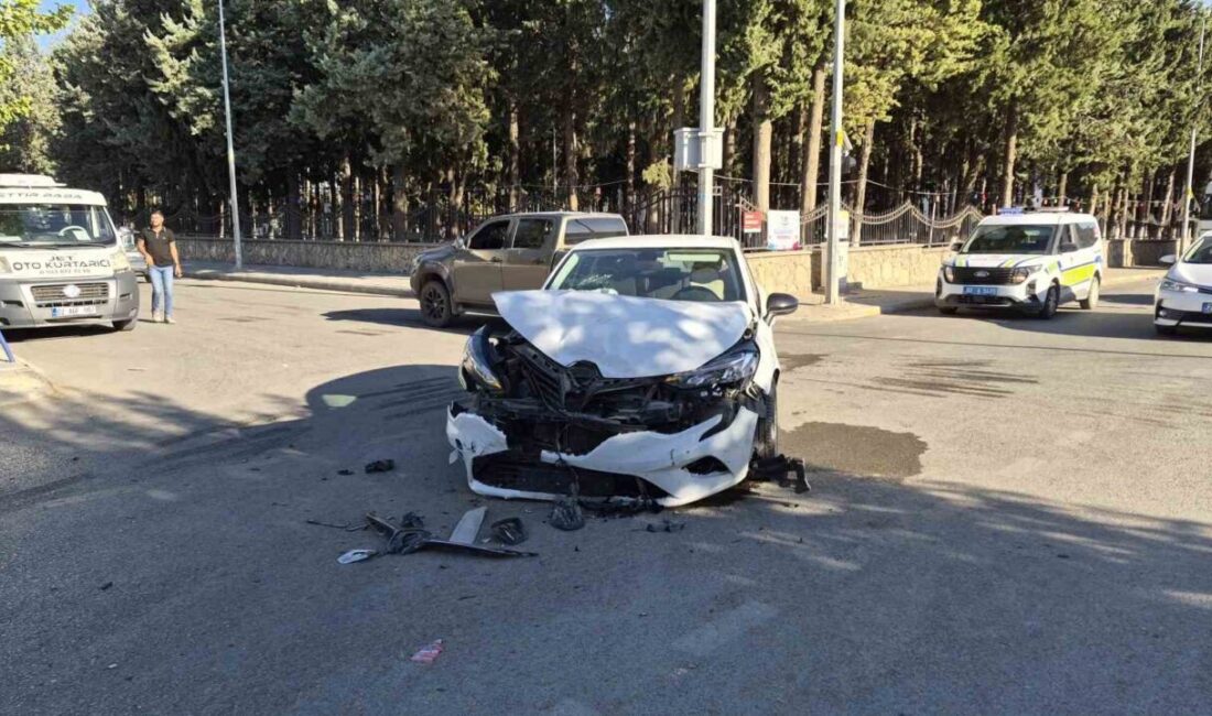 Adıyaman’da meydana gelen trafik kazasında bir kişi yaralandı. Karapınar Mahallesi