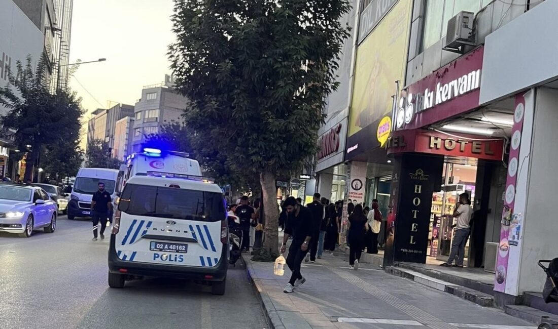 Adıyaman’ın Hoca Ömer Mahallesi Gölbaşı Caddesi’nde meydana gelen bir olayda,