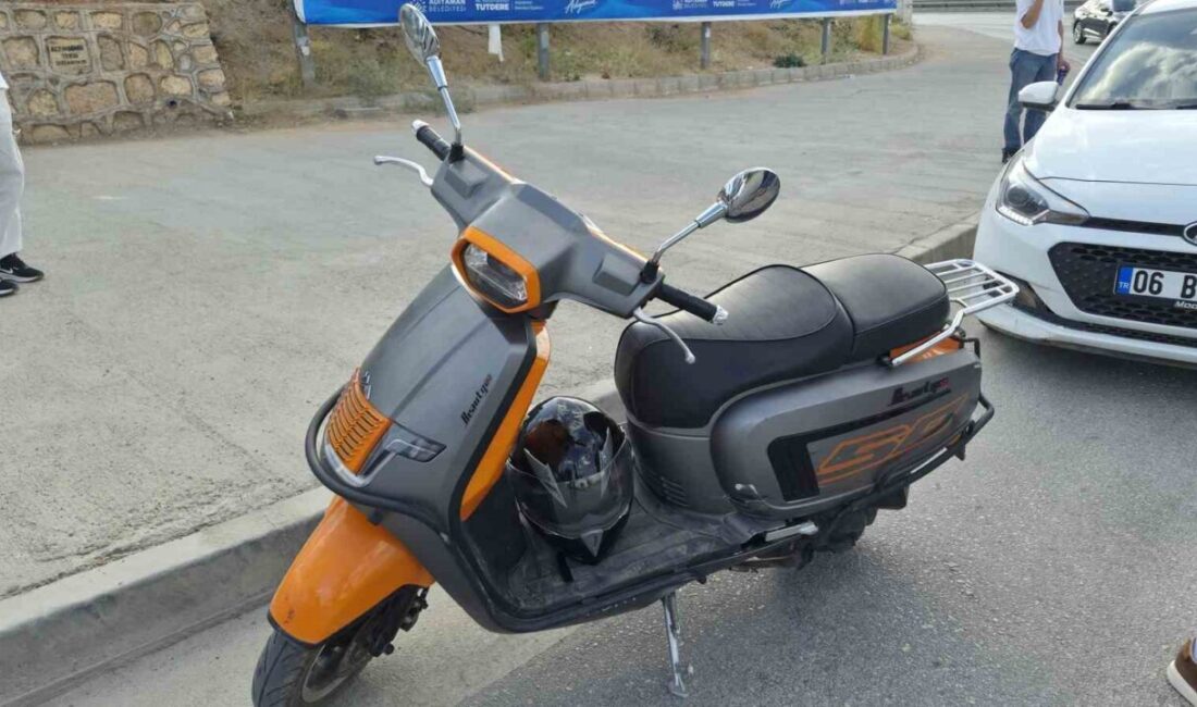 Adıyaman’da meydana gelen bir kaza sonucunda, sürücüsünün kontrolünü kaybettiği motosiklet