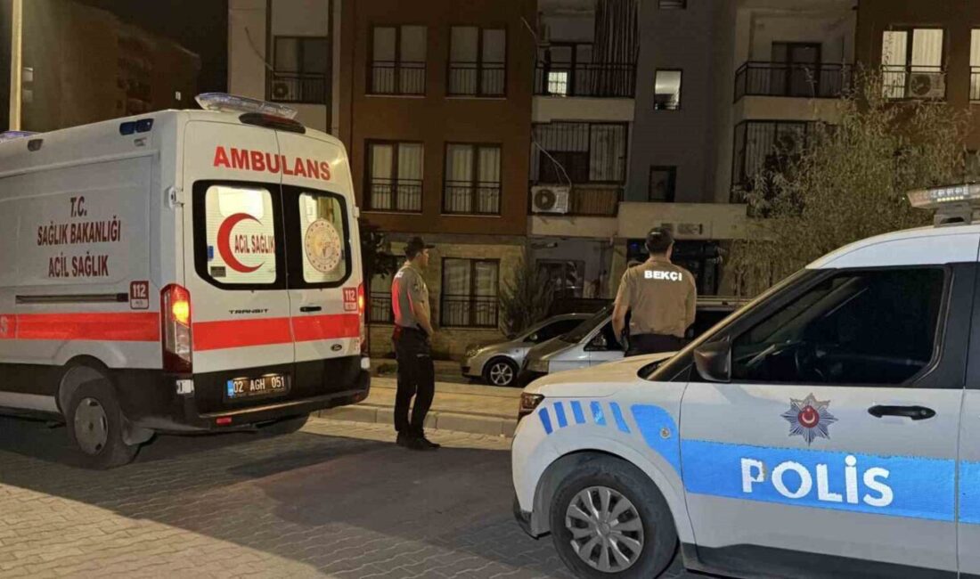 Adıyaman’da 62 yaşındaki bir adam, evinde yakınları tarafından ölü bulundu.