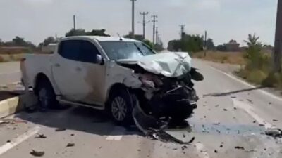 Aksaray’da meydana gelen trafik kazasında bir traktörle pikap çarpıştı, sonucunda
