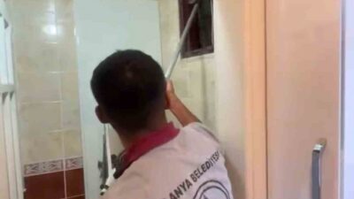 Alanya ilçesinde bir apartmanın havalandırma boşluğuna düşen sokak kedisinin, Alanya