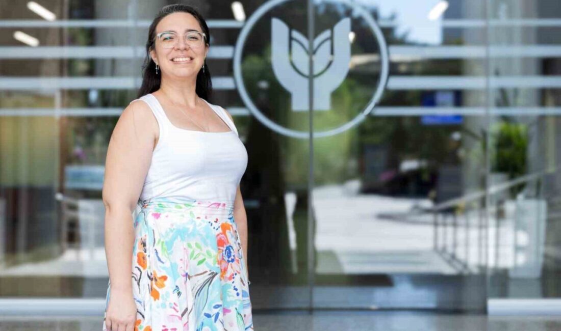 Hülya Evkan adlı mezun, Almanya’daki Fraunhofer Güvenli Bilgi Teknolojisi Enstitüsü’nde