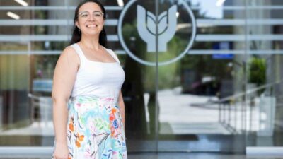 Hülya Evkan adlı mezun, Almanya’daki Fraunhofer Güvenli Bilgi Teknolojisi Enstitüsü’nde