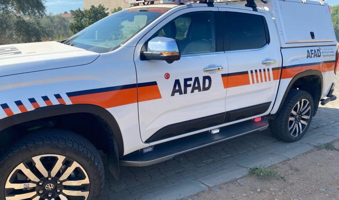 Aydın’ın Efeler ilçesinde, Alzheimer hastalığına sahip yaşlı bir kadından uzun