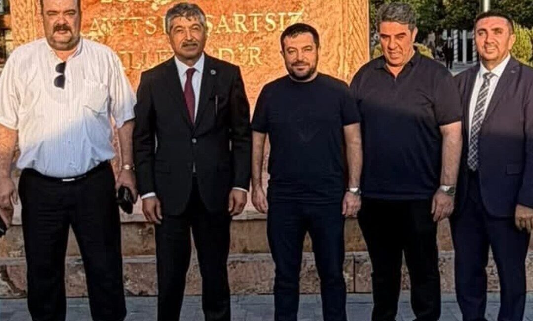 Kırşehir’de faaliyet gösteren Anahtar Parti İl Başkanlığı, Manisa’nın Turgutlu ilçesinde