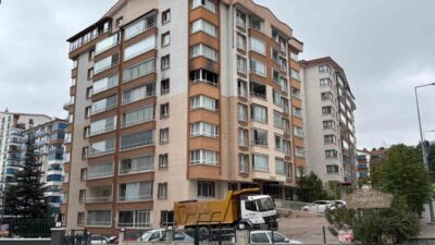 Ankara’nın Mamak ilçesinde bulunan bir apartman dairesinde meydana gelen yangında