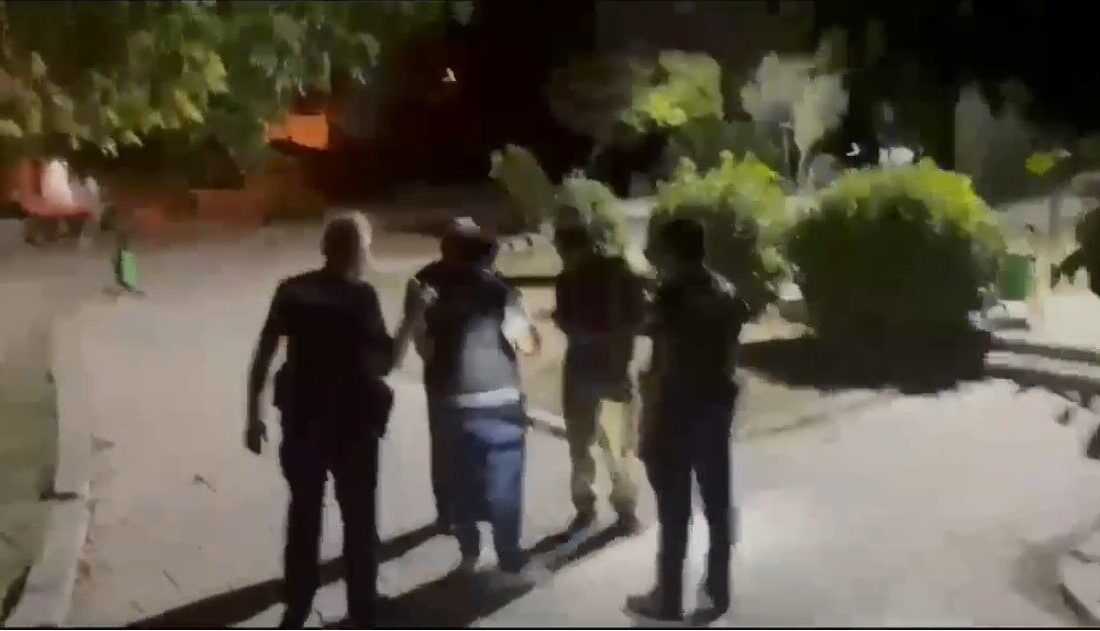 Antakya ilçesinde polis ekipleri tarafından gerçekleştirilen uygulamada, 784 kişi, 52