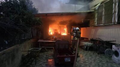Hatay’da ev yangınının şiddeti arttı, ancak ekiplerin koordineli çabalarıyla yangın