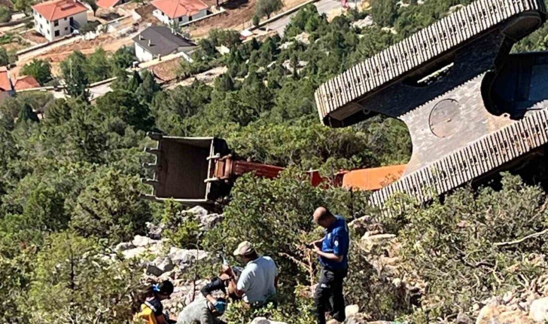 Akseki ilçesinde, Antalya’nın dağlık bir bölgesinde rüzgar türbini inşaatı için