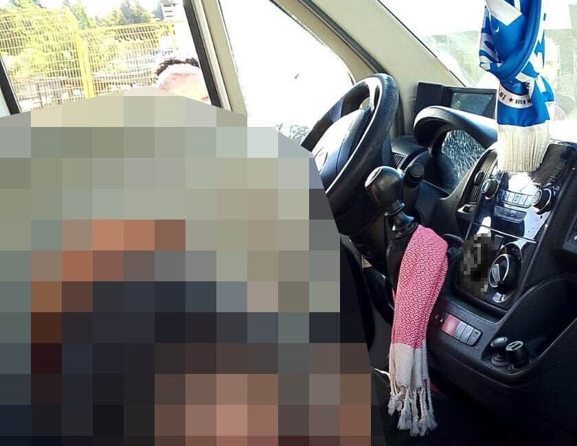 Arnavutköy Hadımköy Mahallesi’nde, iki servis minibüsü sürücüsü arasında çıkan silahlı