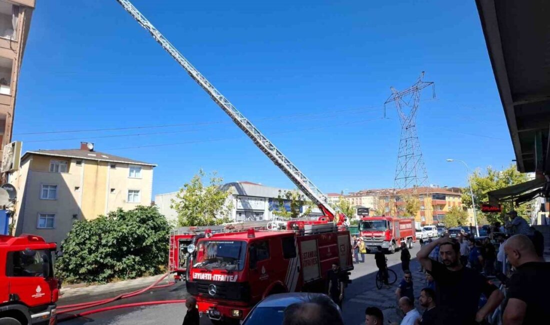 Ataşehir ilçesinde bulunan beş katlı bir binanın çatı katında yangın