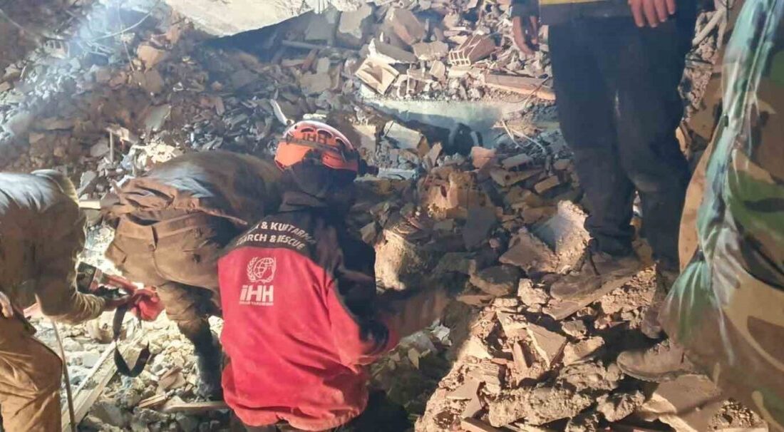 Malatya’da 6 Şubat 2023’teki depremde yıkılan Avşar Otel’le ilgili 16