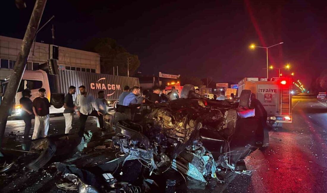 Aydın’ın Nazilli ilçesinde meydana gelen trafik kazasında, Hyundai marka bir