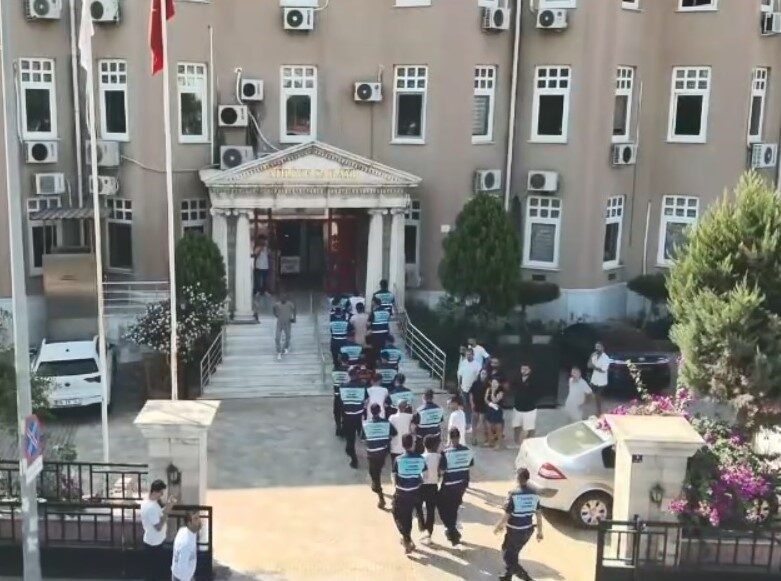 Aydın merkezli 3 ilçede gerçekleştirilen yasa dışı bahis operasyonunda, 623