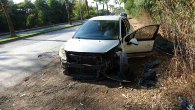 Manavgat ilçesinde bugün yaşanan 2 ayrı kaza, aynı cadde üzerinde