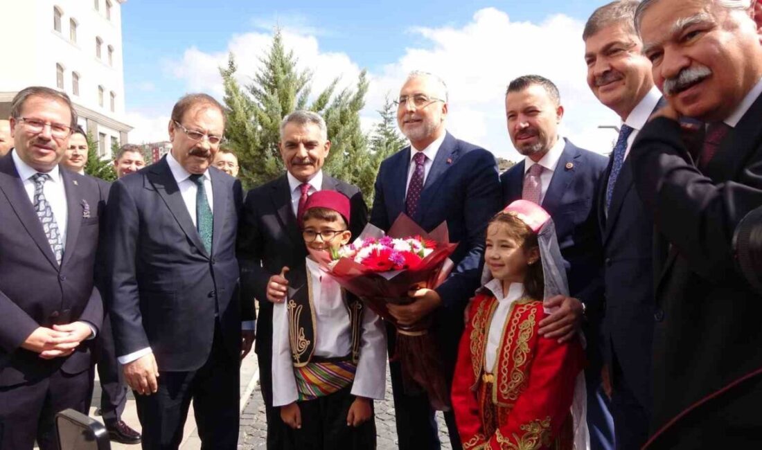 Çalışma ve Sosyal Güvenlik Bakanı Vedat Işıkhan, Türkiye’nin terörle mücadelesinde