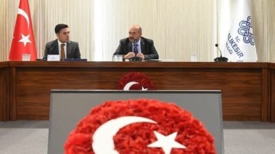 Balıkesir Öğretmenevi’nde gerçekleştirilen toplantıda, 2026-2027 eğitim-öğretim yılında öğrencilerin huzurlu ve