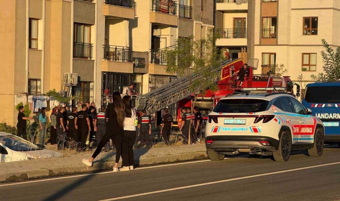 Diyarbakır’ın Bağlar ilçesinde yaşanan olayda, bir kadın balkondan atlamaya kalkışırken