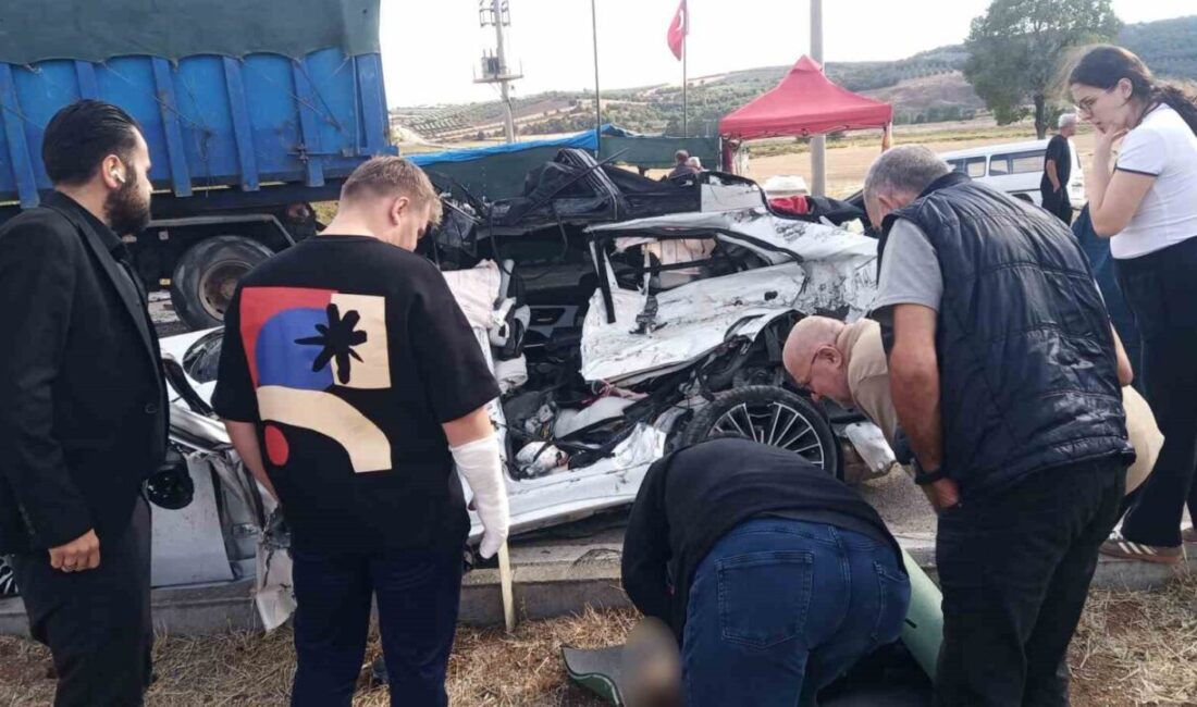 Bandırma ilçesinde meydana gelen trafik kazasında, kontrolden çıkan bir otomobilin